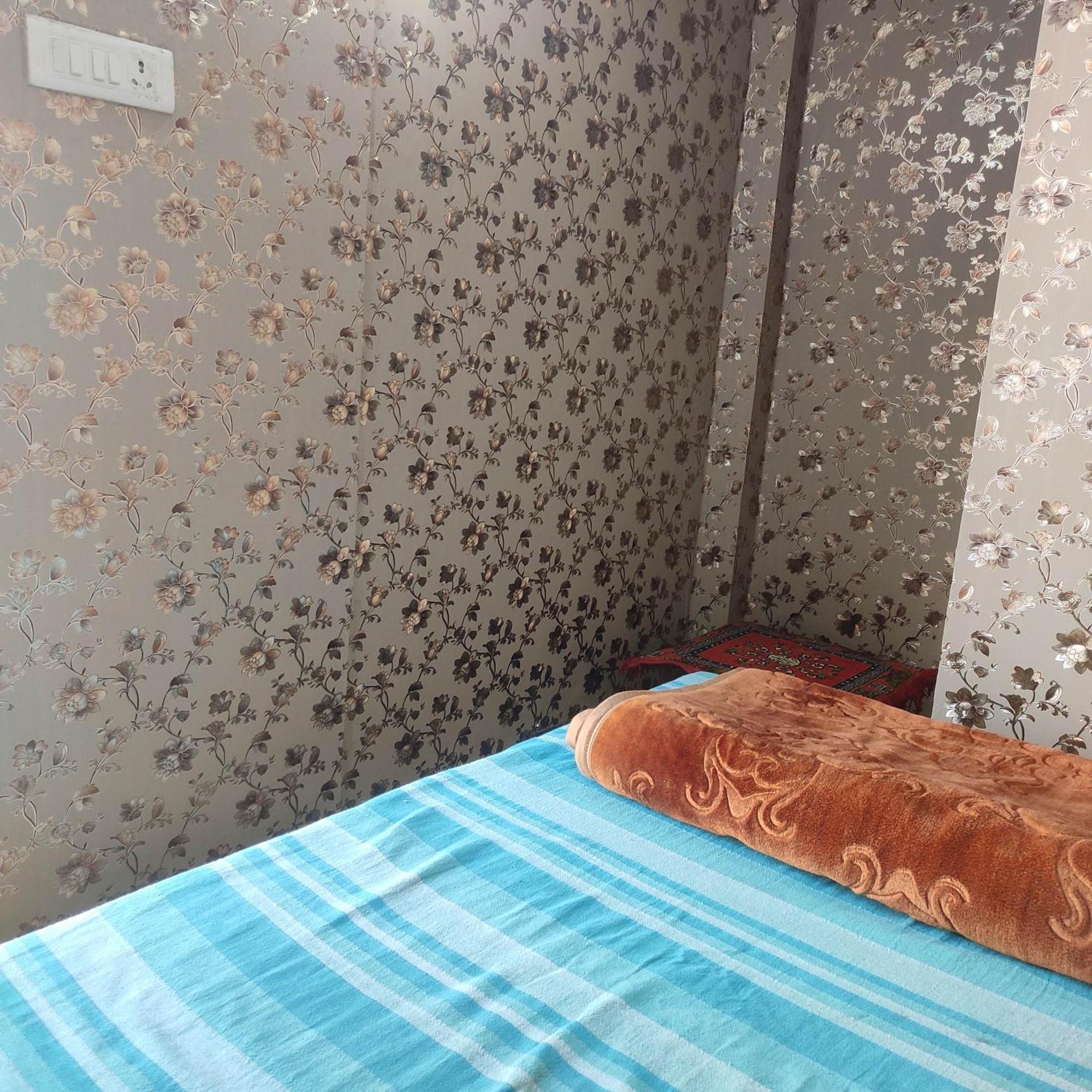 Ira Homestay Mathura - Divine Spiritual Stay 部屋 写真